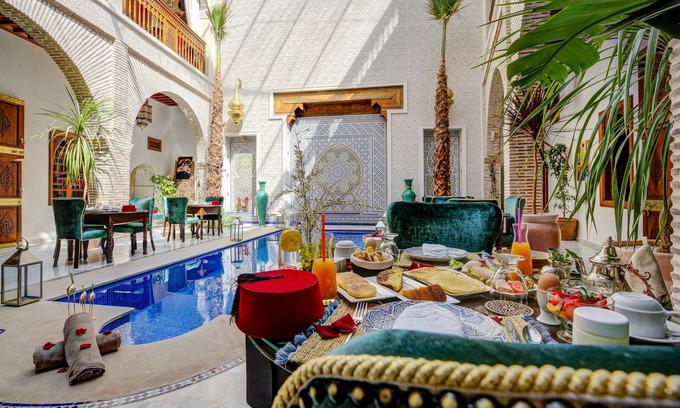 Medina Bed & Breakfast | Unforgettable Stay at Riad Janate & SPA with Pool Access