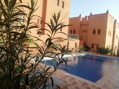 Ait Benhaddou Hotel | Discover Riad Ouinz: Guest Rated 9.1 with Pool & Dining