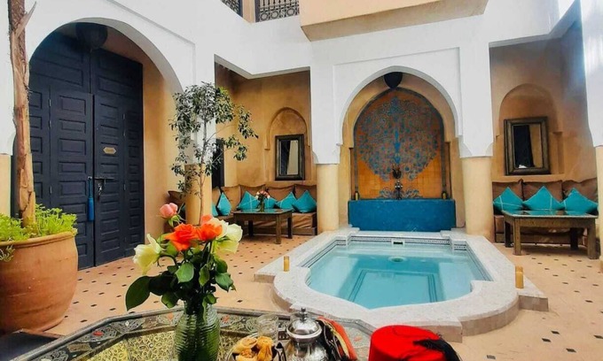 Assouel House | RIAD PAPILLON: Tranquil Riad with Pool and Terrace