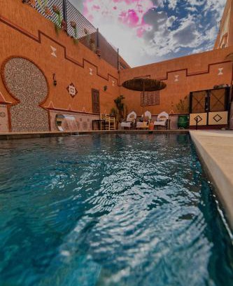 Ouarzazate House | Discover Riad Parfums de OUARZAZATE: 9.7/10 & Ocean View
