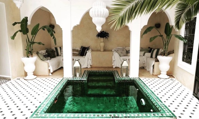 Sidi Ben Slimane El Jazouli House | Relax at Riad Shiraz with Pool and Hammam Amenities