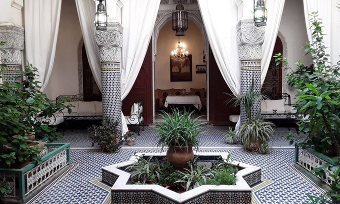 Qasbah En Nouar House | Inviting Riad with Kitchen, Restaurant & Top Guest Ratings