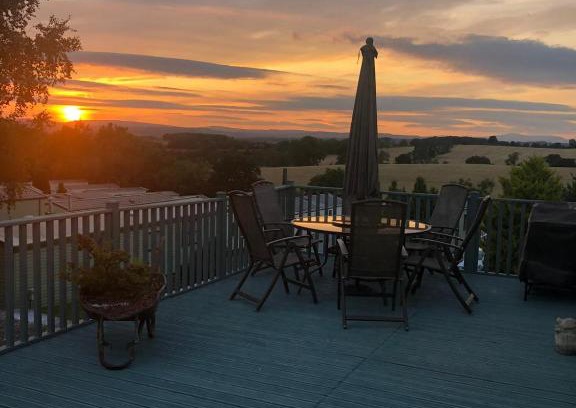 Fence House | Ribble Valley Escape: Breathtaking Views & Pet-Friendly Stay