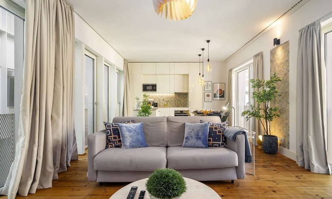 Sao Paulo Apartment | Stylish Ribeira 11 One-Bedroom Apartment with Spa & Breakfast