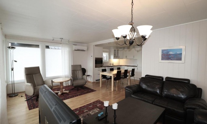Riksgransen House | Discover RIBO Apartment Katterjåkk: Family-Friendly Retreat
