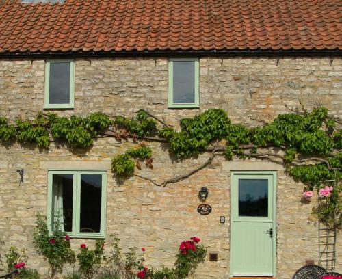 Scawton House | Riccal Dale Cottage: Pet and Child Friendly Retreat