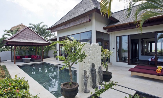 Tegal Mengkeb Villa | Relaxing Rice Field View Villa in Serene Bali Retreat