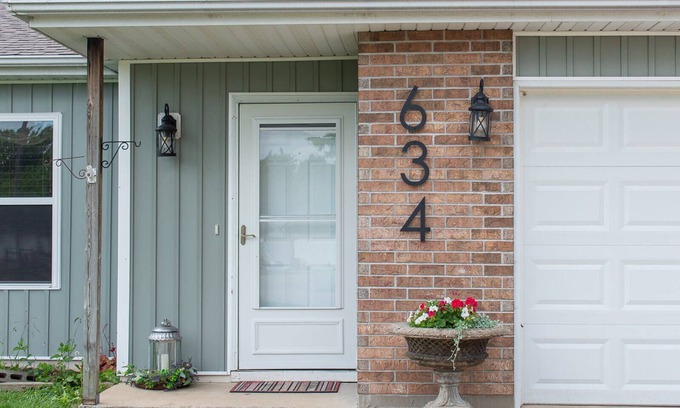 Lebanon Apartment | Escape to Richardson Roost: A Hidden Gem with Spa & Hot Tub