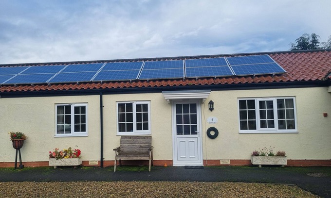 Burythorpe Cottage | Guest Rated 10/10: Richmond Cottage in Malton Awaits