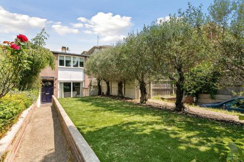 Twickenham Riverside Villa | Guest Rated 10/10 at Richmond Riverside Villa with Breakfast