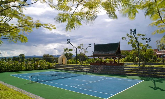 Chiang Kham Resort | Discover Rico Resort: Oceanfront Bliss & Pet Friendly