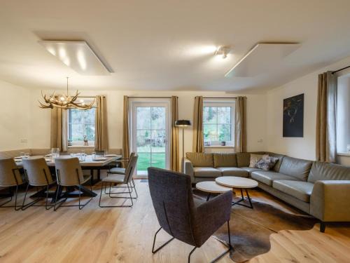 Donnersbachwald Ski Chalet | Riesner Alm 35: Family-Friendly Oceanfront Escape