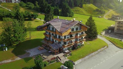 Transacqua Hotel | Pet-Friendly Rifugio Cereda with Top-Rated Amenities