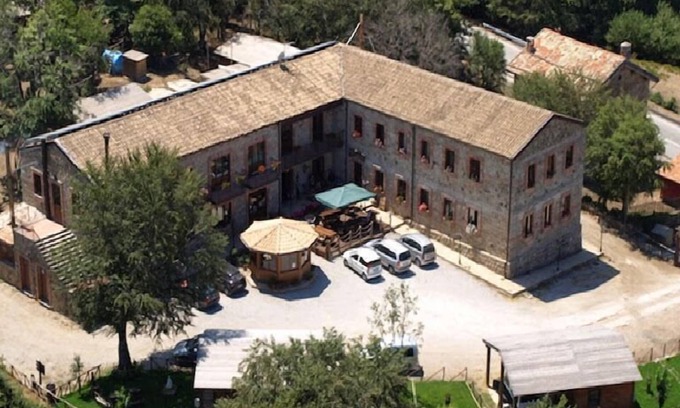San Fratello Hotel | Discover Rifugio Del Parco: Family-Friendly with Dining Options