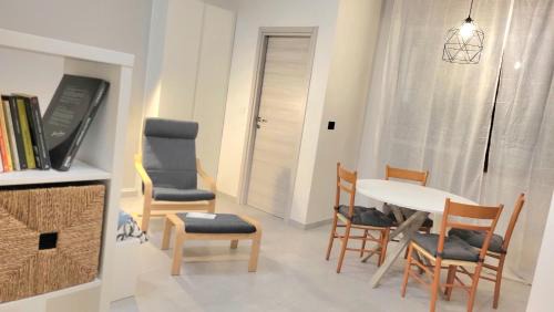 San Faustino-Madonnina-Quattroville Apartment | Budget-Friendly Rifugio in città - Guest Rated 9.3/10