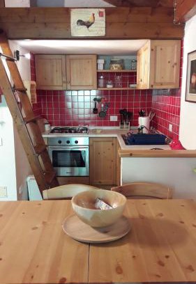 Alagna Valsesia Apartment | Escape to Rifugio tra i monti: Family-Friendly Retreat