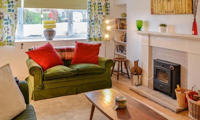 Thornhill House | Family-Friendly Rig Cottage with Impeccable 10/10 Rating