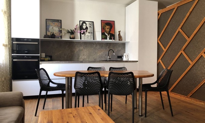 Old Town Apartment | Inviting Riga Old City - 4 Bedroom Apartment with Spa Access