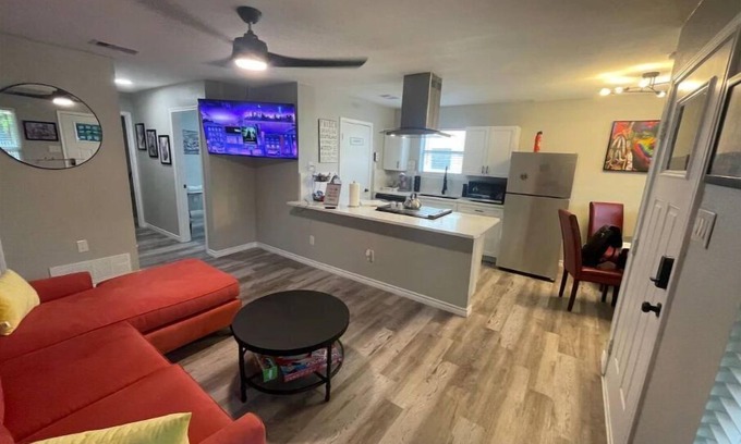 Central Arlington House | Convenient Stay Near AT&T and Rangers Stadium