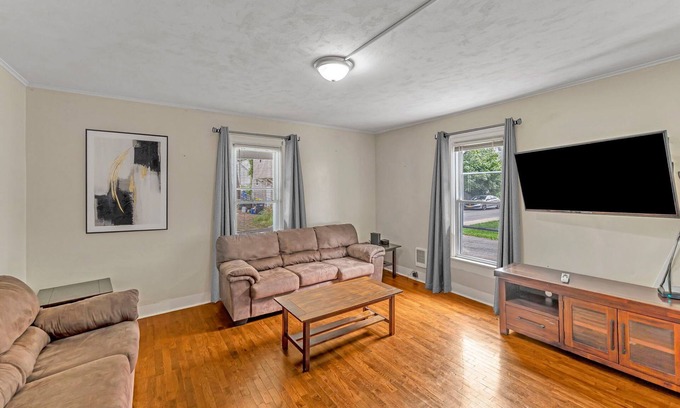 Oneonta House | Pet-Friendly Right Field All Star Baseball Rentals Await