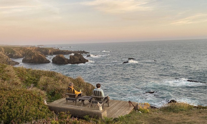 Stewarts Point House | Oceanfront Escape with Spa, Pool & 10/10 Guest Rating