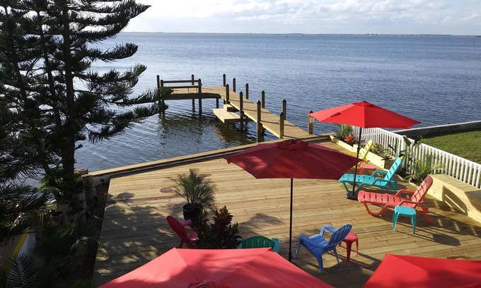 Crescent Beach House | Riverside Retreat: Unforgettable Sunsets & Ocean Views