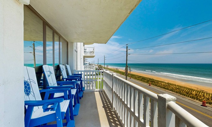 Flagler Beach Condo | Oceanfront Condo in Flagler Beach - Pool & Tennis Access