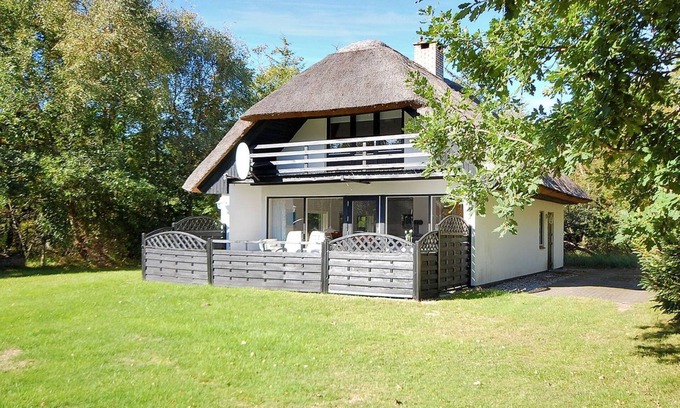 Rødhus House | Explore Oceanfront Bliss at Rigitte - Steps from the Sea