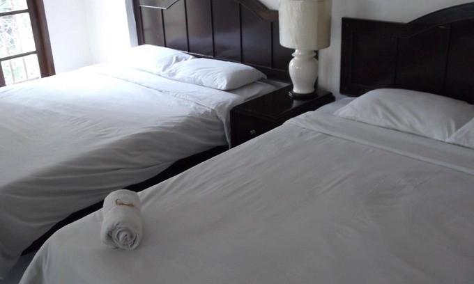 Chang Khlan House | Budget-Friendly Stay at Rim Ping Guesthouse with Breakfast