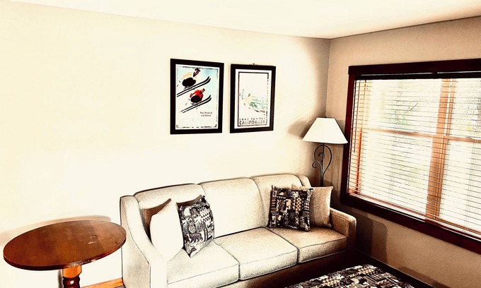 Snowshoe Condo | Rimfire Condo: Ski-In/Ski-Out, Heart of Snowshoe Village