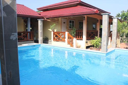 Ban Wang Hom Resort | Experience Rimlay Park Resort with Oceanfront Pool Views