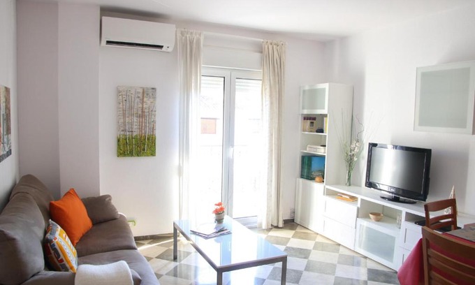 Cenes de la Vega Apartment | Child-Friendly Stay at Rincón del Genil - Rated 9.4/10