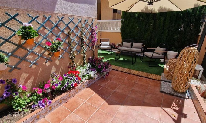 El Grau de Moncofa Apartment | Beachfront Retreat 'Rincón exquisito' with Ocean Views