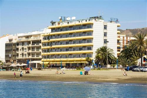 Rincon de la Victoria Hotel | Oceanfront Haven at Rincón Sol - 4-Star Guest Favorite