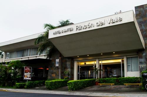 Mata Redonda Hotel | Welcoming Rincon del Valle Hotel & Suites: 4-Star Comfort