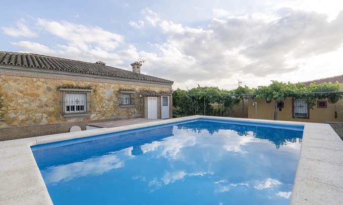 Los Franceses-la Vega House | RINCON DE LA HUERTA - Family-Friendly Oasis with Private Pool