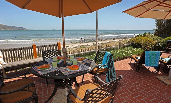 Carpinteria House | Beachfront Comfort at Rincon Retreat – Highly Rated Escape