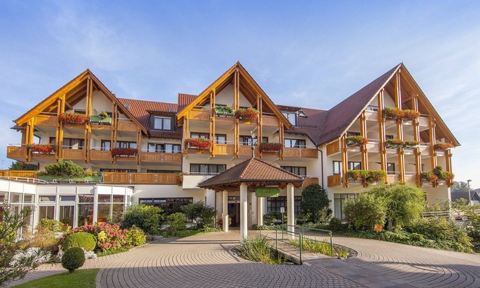 Schnetzenhausen Hotel | Discover Ringhotel Krone Schnetzenhausen: 4-Star Comfort & Spa