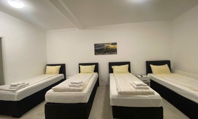 Neumuenster House | Ringstraße 37 W2 - 1 bedroom with terrace