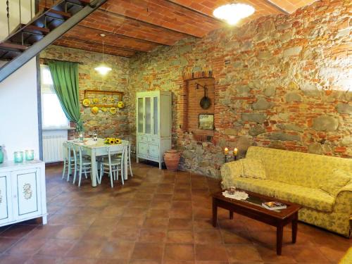 Altopascio Apartment | Rio Corso, antico cascinale toscano
