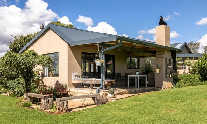 Kwa Sani Ski Chalet | Discover Ripon Country Cottage: Family-Friendly Retreat