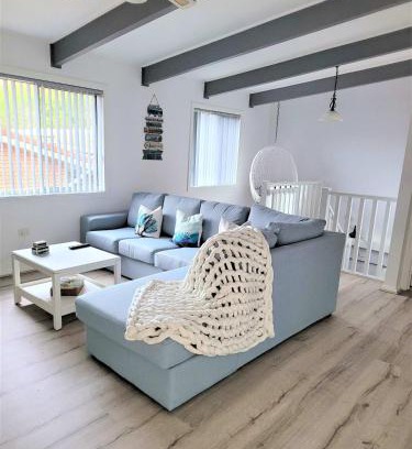 Lilli Pilli House | Riptide: 4-Star Retreat with Family & Pet-Friendly Perks