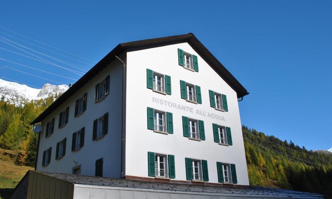 All'Acqua Hotel | Pet-Friendly Retreat at Ristorante Albergo All'acqua