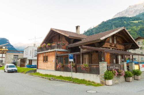 Poschiavo Hotel | Guest Rated 9.1: Ristorante Pensione Chalet Stazione