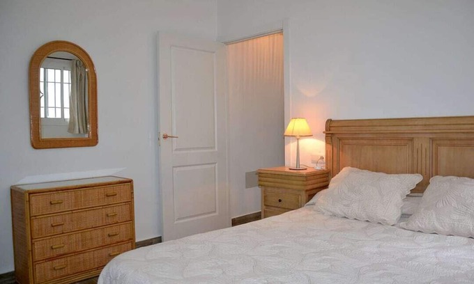 Gaucin Apartment | Rita House: Cozy Retreat with Pet-Friendly Amenities