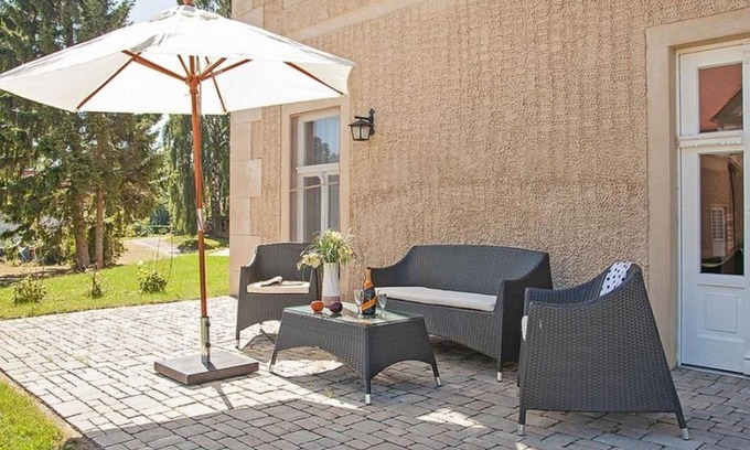 Stolpe b. Anklam Apartment | Experience Ritter Dietrich Wf-47 - Westflügel with Ocean Views