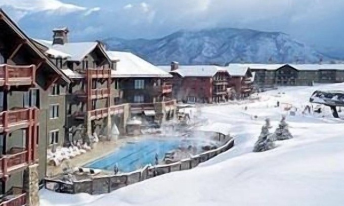Aspen Condo | Experience Ritz Carlton Club Aspen Highlands this Christmas