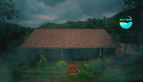 Elappara Resort | Welcoming River Arena Holidays with Family-Friendly Amenities