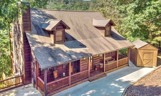 Ellijay Cabin | Riverside Retreat: Tubing, Hot Tub & Fireplace Bliss