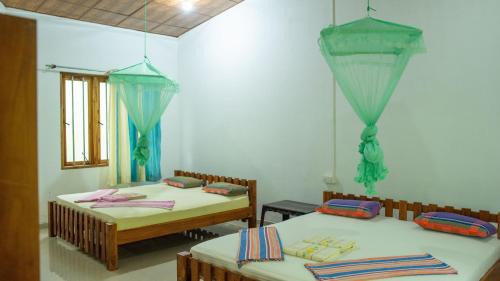 Udawalawa Cabin | Affordable Oceanfront Retreat at River Forest Camp